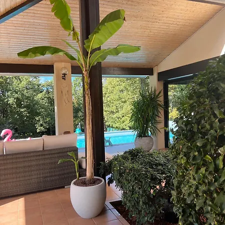 La Diane, Maison D'hotes, *