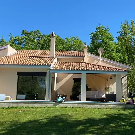Guest house La Diane, Maison D'hotes, *